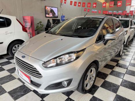 FORD Fiesta Hatch 1.0 4P SE PLUS FLEX, Foto 1