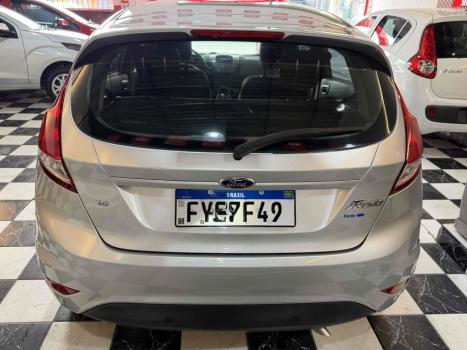 FORD Fiesta Hatch 1.0 4P SE PLUS FLEX, Foto 6
