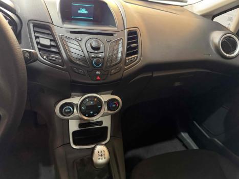 FORD Fiesta Hatch 1.0 4P SE PLUS FLEX, Foto 10