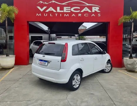 FORD Fiesta Hatch 1.6 CLASS, Foto 6
