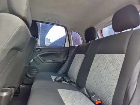 FORD Fiesta Hatch 1.6 CLASS, Foto 9