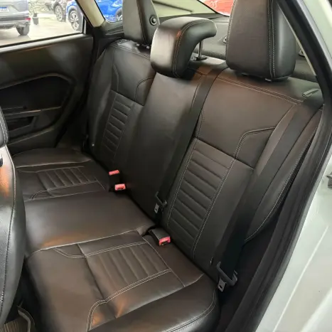 FORD Fiesta Sedan 1.6 16V 4P FLEX TITANIUM, Foto 17
