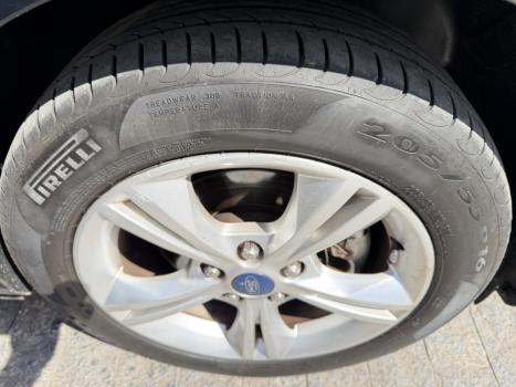 FORD Focus Hatch 1.6 16V 4P SE FLEX, Foto 6