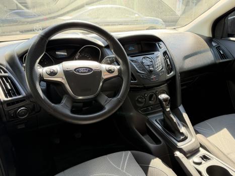 FORD Focus Hatch 1.6 16V 4P SE FLEX, Foto 8