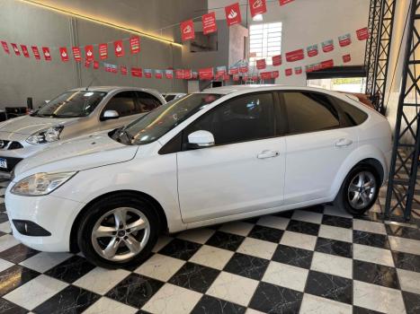 FORD Focus Hatch 2.0 16V 4P GLX AUTOMTICO, Foto 4