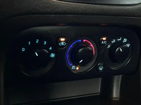 FORD Ka + Sedan 1.0 12V 4P TI-VCT SE FLEX, Foto 13