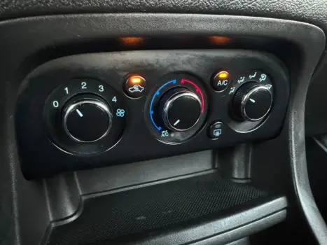 FORD Ka + Sedan 1.5 12V 4P FLEX TI-VCT SE PLUS AUTOMTICO, Foto 15