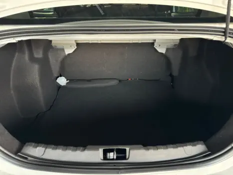 FORD Ka + Sedan 1.5 12V 4P FLEX TI-VCT SE PLUS AUTOMTICO, Foto 21