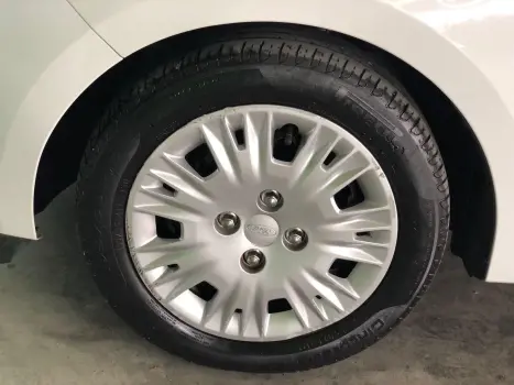 FORD Ka + Sedan 1.5 16V 4P FLEX SE PLUS, Foto 18