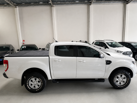 FORD Ranger 2.2 16V XLS DIESEL CABINE DUPLA AUTOM�TICO, Foto 2