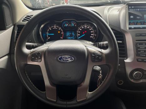 FORD Ranger 3.2 20V CABINE DUPLA 4X4 LIMITED TURBO DIESEL AUTOMTICO, Foto 13