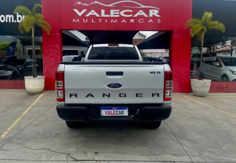 FORD Ranger 3.2 20V XLS 4X4 CABINE SIMPLES TURBO DIESEL, Foto 6