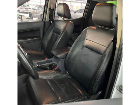 FORD Ranger 3.2 20V CABINE DUPLA 4X4 LIMITED TURBO DIESEL AUTOM�TICO, Foto 17