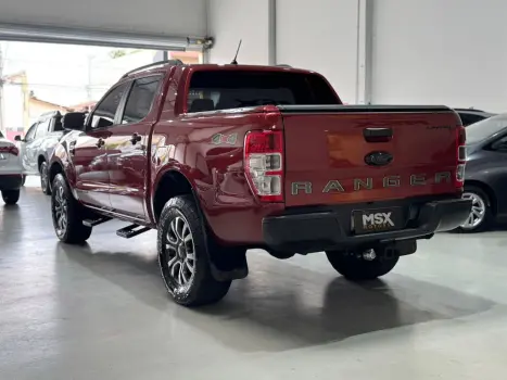 FORD Ranger 3.2 20V CABINE DUPLA 4X4 LIMITED TURBO DIESEL AUTOM�TICO, Foto 11