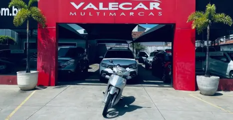 HONDA Biz 100 +, Foto 2