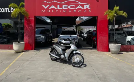 HONDA Biz 125 +, Foto 1