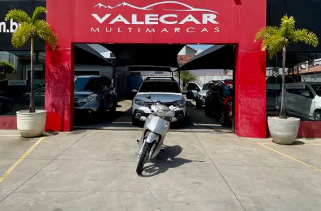 HONDA Biz 125 +, Foto 2