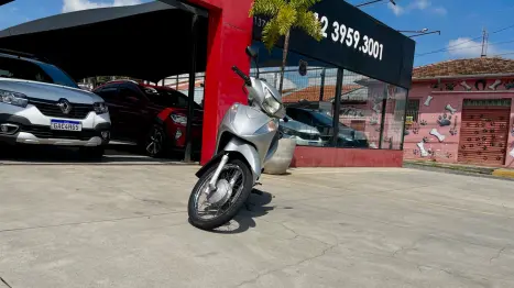 HONDA Biz 125 +, Foto 8