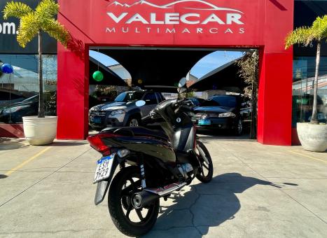 HONDA Biz 125 EX, Foto 6