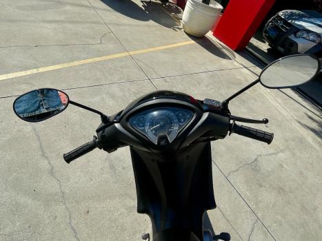 HONDA Biz 125 EX, Foto 9