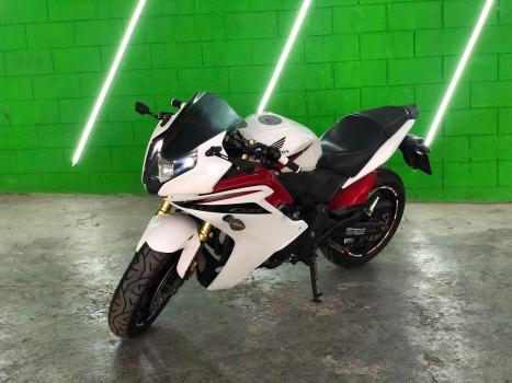 HONDA CBR 600 F 3, Foto 2