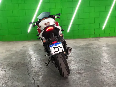 HONDA CBR 600 F , Foto 5