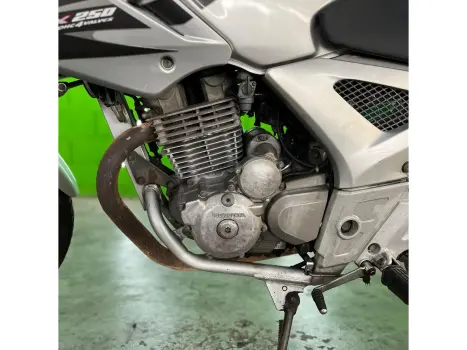 HONDA CBX Twister 250 , Foto 13