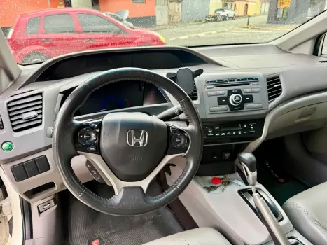 HONDA Civic 1.8 16V 4P FLEX LXS AUTOMÁTICO, Foto 8