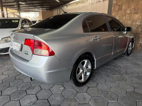 HONDA Civic 1.8 16V 4P FLEX LXS AUTOMÁTICO, Foto 4