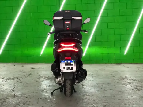 HONDA PCX 150 DLX, Foto 4