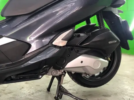 HONDA PCX 150 DLX, Foto 10