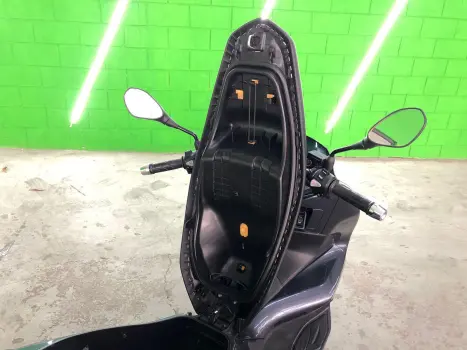 HONDA PCX 150 DLX, Foto 13