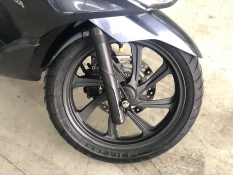 HONDA PCX 150 DLX, Foto 16