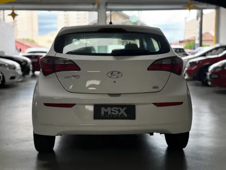 HYUNDAI HB 20 Hatch 1.0 12V 4P FLEX UNIQUE, Foto 11
