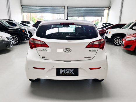 HYUNDAI HB 20 Hatch 1.6 16V 4P PREMIUM FLEX AUTOM�TICO, Foto 2