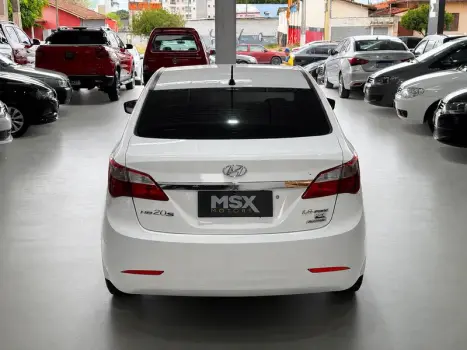 HYUNDAI HB 20 Sedan 1.6 16V 4P FLEX COMFORT PLUS AUTOM�TICO, Foto 5