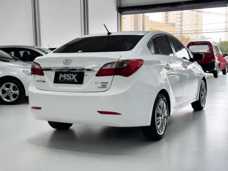 HYUNDAI HB 20 Sedan 1.6 16V 4P FLEX COMFORT PLUS AUTOM�TICO, Foto 8