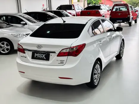 HYUNDAI HB 20 Sedan 1.6 16V 4P FLEX COMFORT PLUS AUTOM�TICO, Foto 9