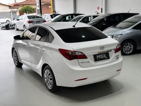 HYUNDAI HB 20 Sedan 1.6 16V 4P FLEX COMFORT PLUS AUTOM�TICO, Foto 11
