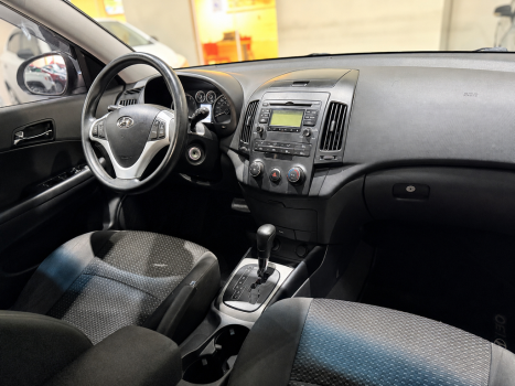 HYUNDAI I30 2.0 16V 4P AUTOM�TICO, Foto 10