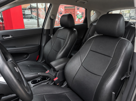 HYUNDAI I30 2.0 16V 4P AUTOMÁTICO, Foto 8