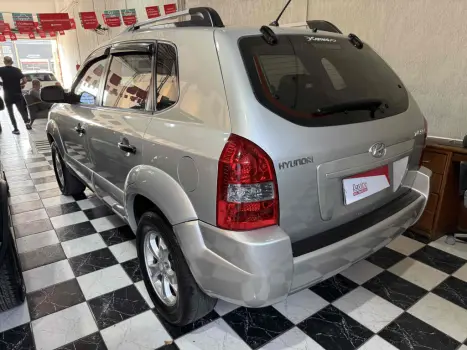 HYUNDAI Tucson 2.0 16V 4P GL, Foto 7