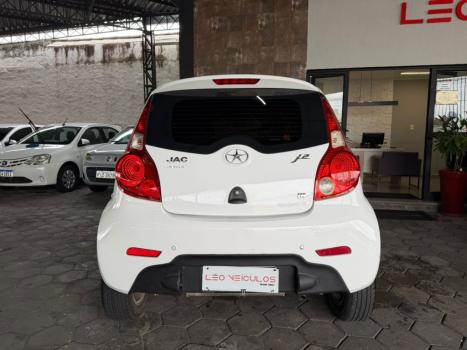 JAC J2 Hatch 1.4 16V 4P, Foto 6