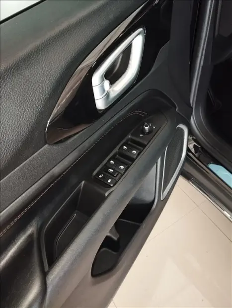 JEEP Commander 1.3 16V 4P FLEX T270 LIMITED TURBO AUTOMTICO, Foto 9