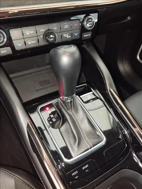 JEEP Commander 1.3 16V 4P FLEX T270 LIMITED TURBO AUTOMTICO, Foto 16