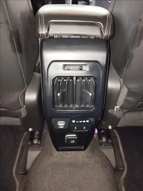 JEEP Commander 1.3 16V 4P FLEX T270 LIMITED TURBO AUTOMTICO, Foto 19