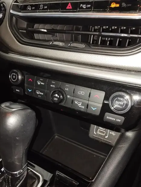 JEEP Compass 1.3 16V 4P FLEX LONGITUDE 80 ANOS T270 TURBO AUTOM�TICO, Foto 15