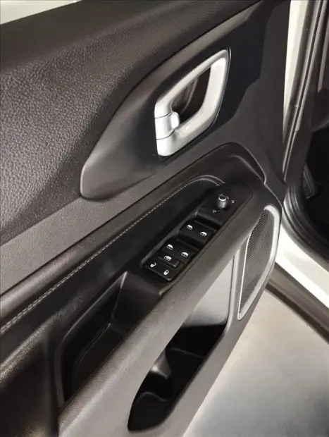 JEEP Compass 1.3 16V 4P FLEX LONGITUDE 80 ANOS T270 TURBO AUTOM�TICO, Foto 8