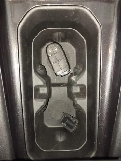 JEEP Compass 1.3 16V 4P FLEX LONGITUDE 80 ANOS T270 TURBO AUTOM�TICO, Foto 15