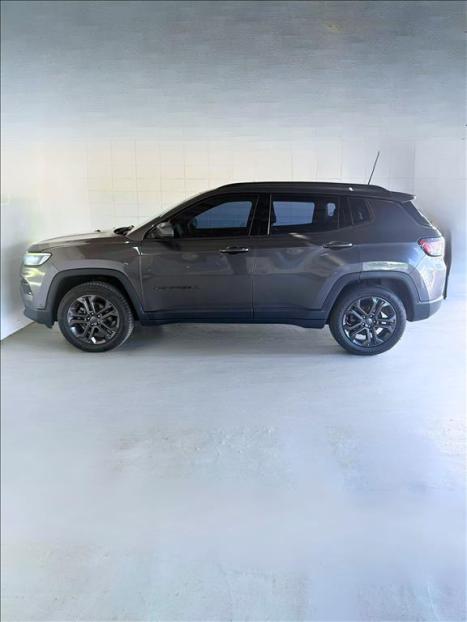 JEEP Compass 1.3 16V 4P FLEX LONGITUDE 80 ANOS T270 TURBO AUTOM�TICO, Foto 3